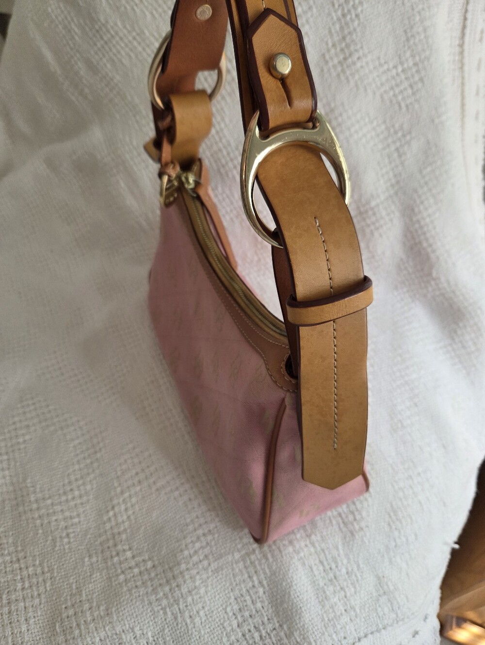 Dooney & Bourke Light pink signature Canvas shoulder bag - Picture 7 of 15